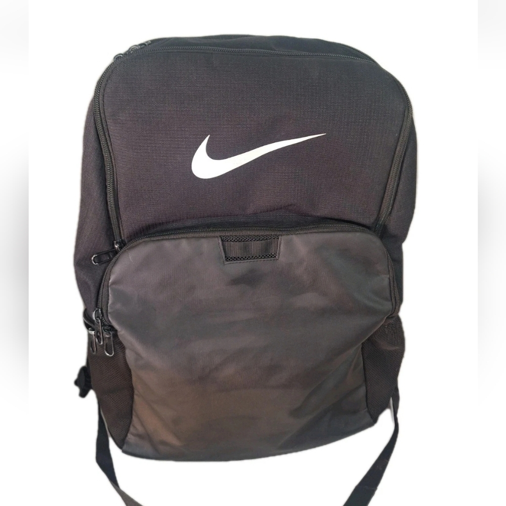 Nike Brasilia XL 9.5 Large Team Sports Backpack Black Travel Game Pack Unisex